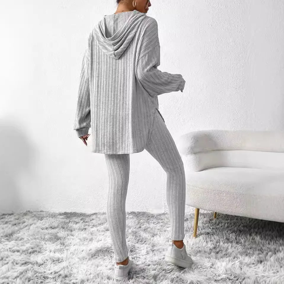 Ensemble deux-pièces sweat à capuche et jogging pour femme