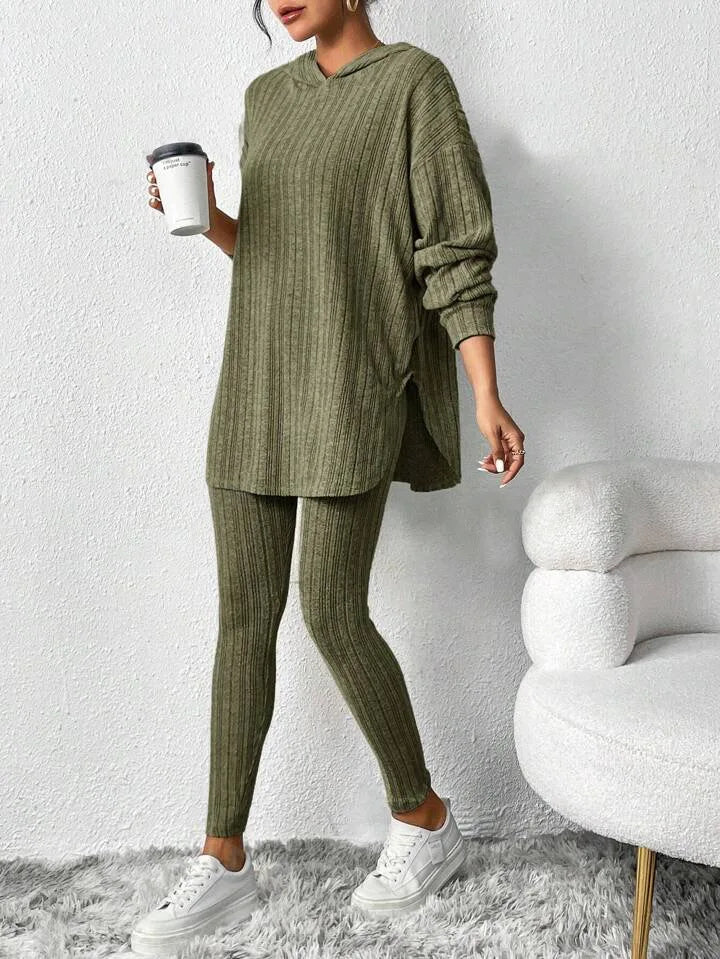 Ensemble deux-pièces sweat à capuche et jogging pour femme